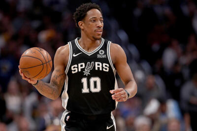 Lakers Interested in Trading for Spurs' DeMar DeRozan
