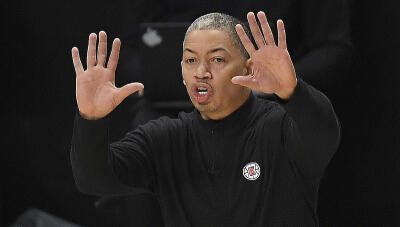 7 Reasons Why Tyronn Lue is the Best Coach in the NBA
